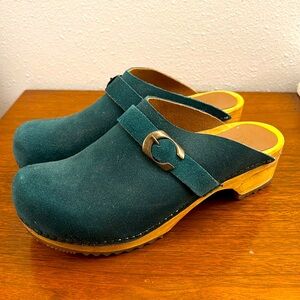 Sanita Danish Clogs Suede